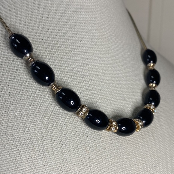 Vintage AK black bead rhinestone necklace - Picture 3 of 6
